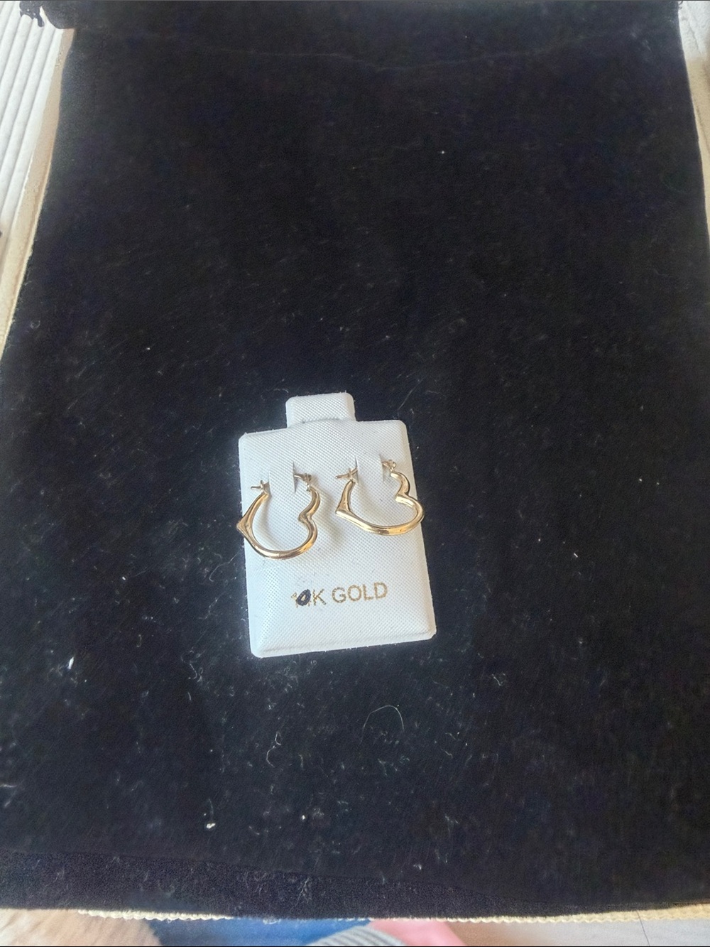 10K Gold Heart-Shaped Hoop Earrings - Gold